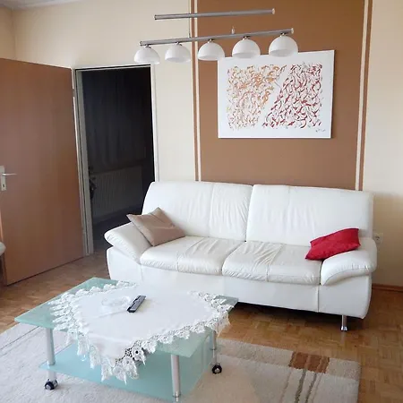 شقة Penthouse Schmittstrasse كنيتلفيلد